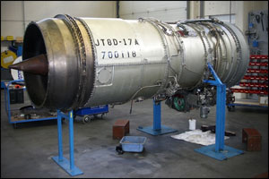 Jet engine maintenance